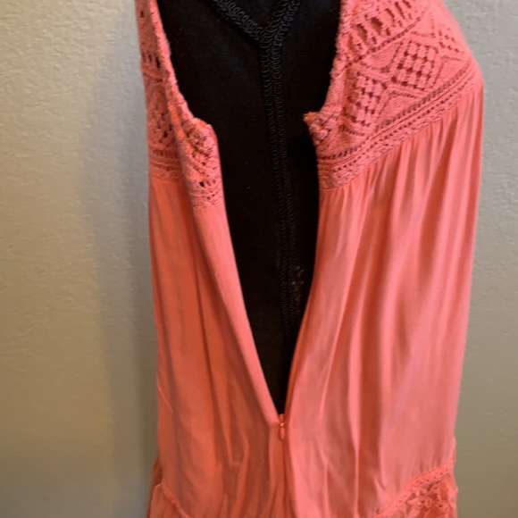 Monoreno lace and crocheted dress size small - Picture 5 of 8